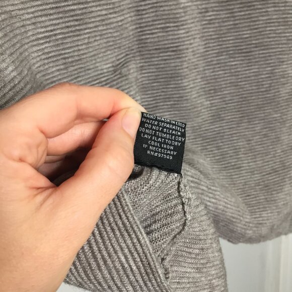 Metric Knits NWT | Knit Pullover Sweater with accent stripes | SMALL - Picture 11 of 11